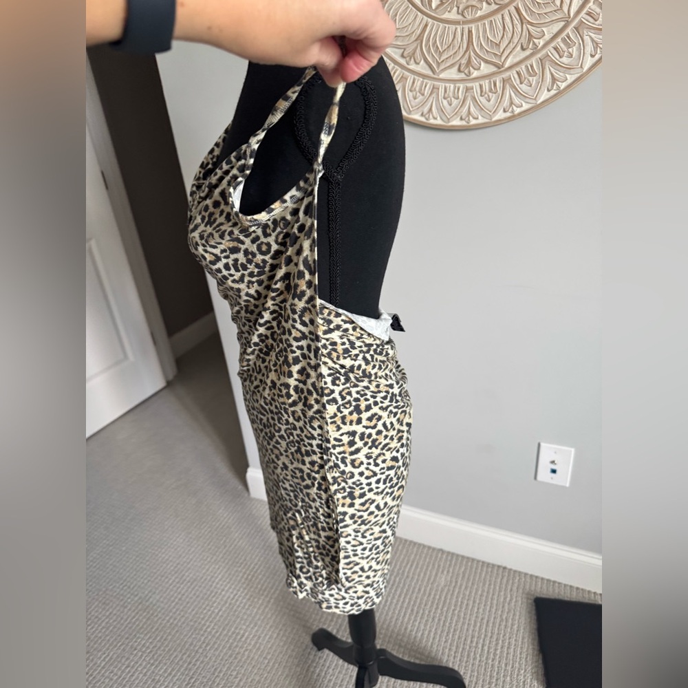 Size Small Backless Leopard Print Wrap Dress And/… - image 6